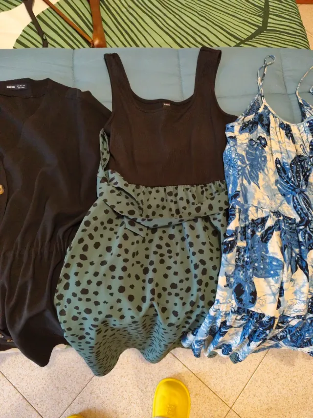 Lotto 4 vestiti estivi donna