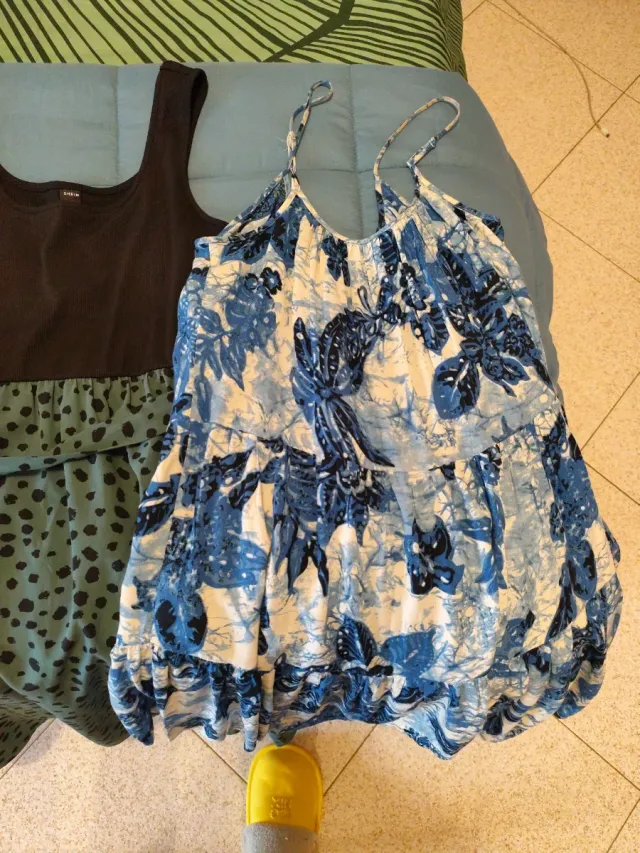 Lotto 4 vestiti estivi donna