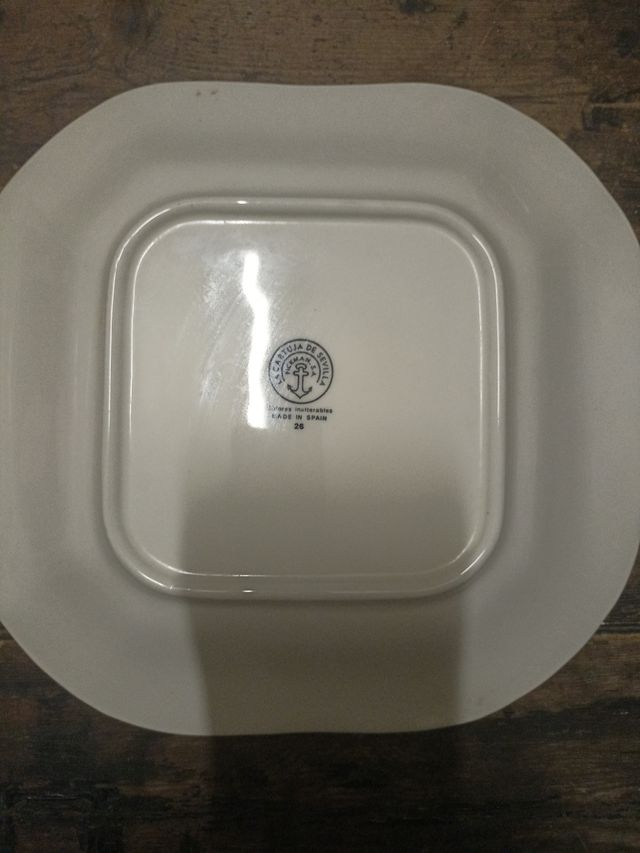 Plato cuadrado La Cartuja