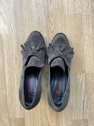 Zapato Piel Ante Gris Tacón 39