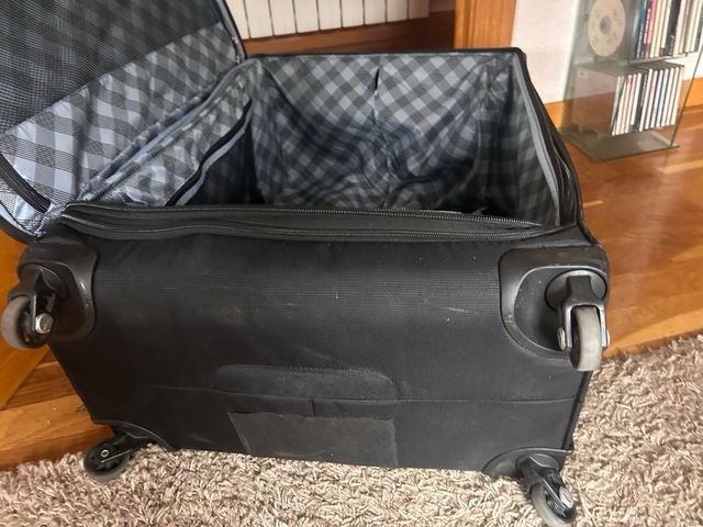 Maleta Travelpro Extra Grande Negra