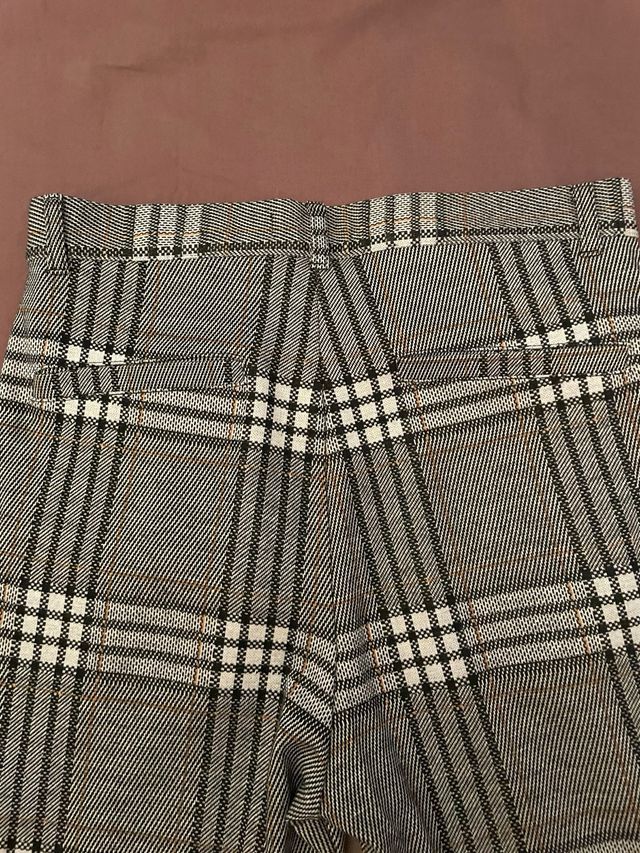 Pantalón cuadros Zara Talla M