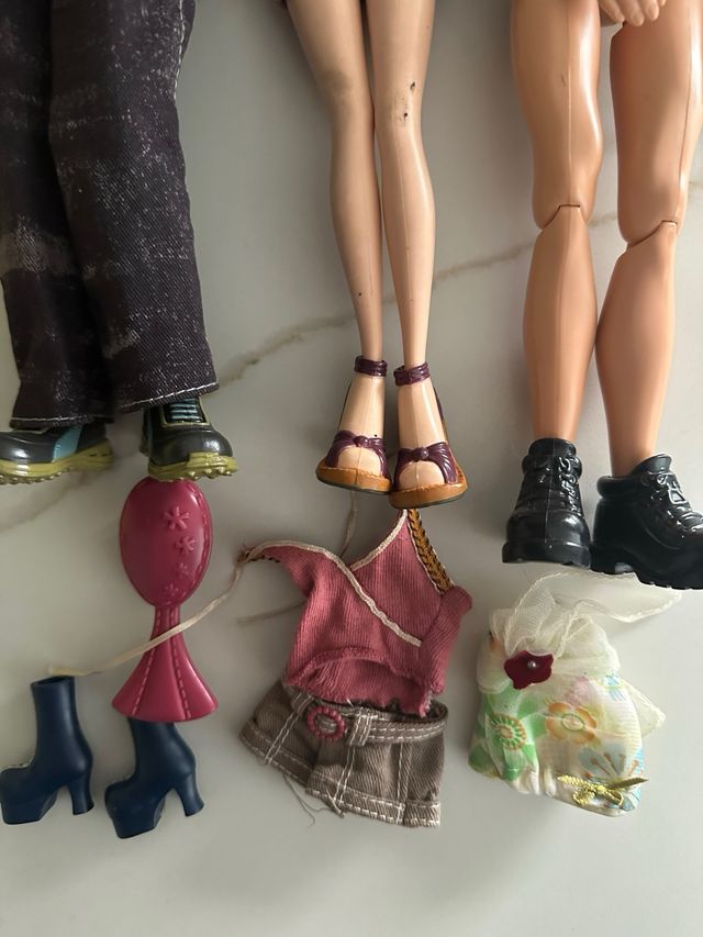 Lote My Scene Muñecos y Ropa