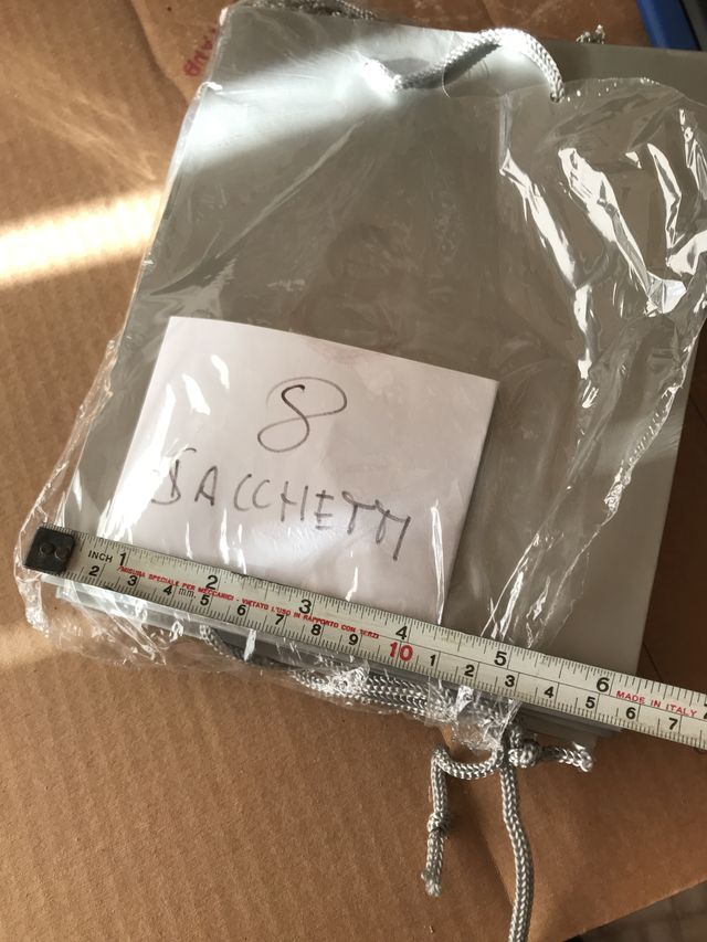 Buste regalo argento con manici