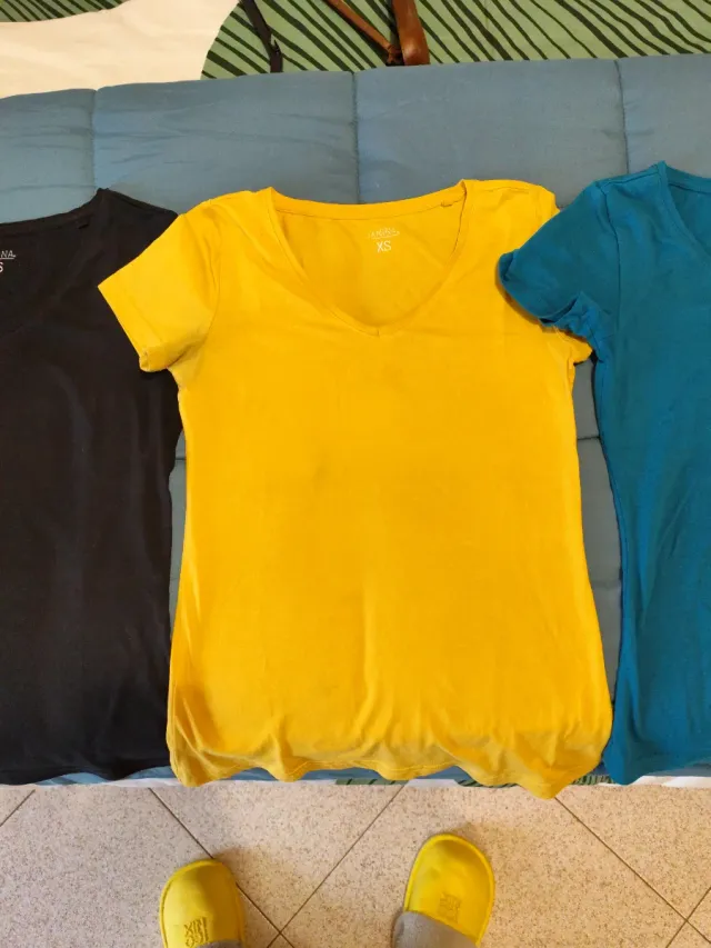 Lotto 3 magliette manica corta donna XS