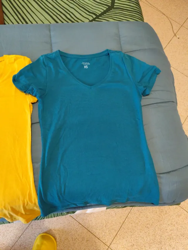 Lotto 3 magliette manica corta donna XS