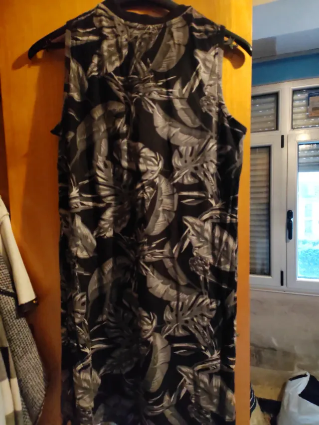 Vestido deportivo Puma estampado floral