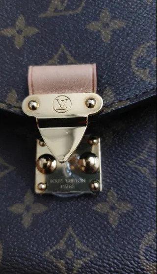 Borsa Louis Vuitton Pochette "Edizione Limitata"