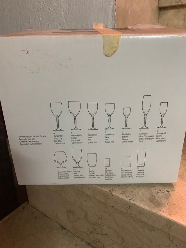 Juego de 12 copas de cristal