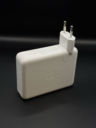 Alimentatore Apple USB-C 140W MacBook