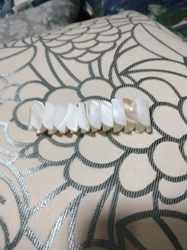 Pulsera artesanal de nácar