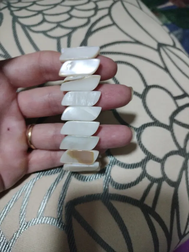 Pulsera artesanal de nácar