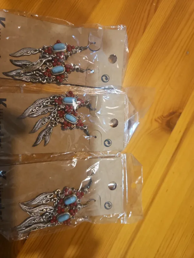 Pendientes estilo étnico con piedras