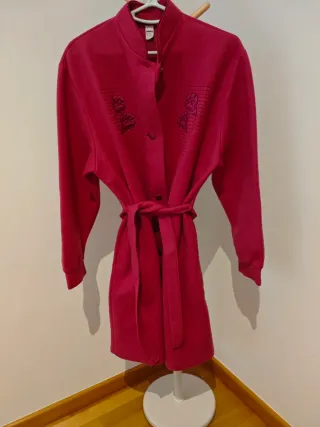 Bata de casa rosa/rojo con cinturón