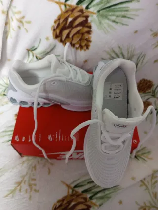 Zapatillas Nike Air Max Blancas Talla 32 ojo