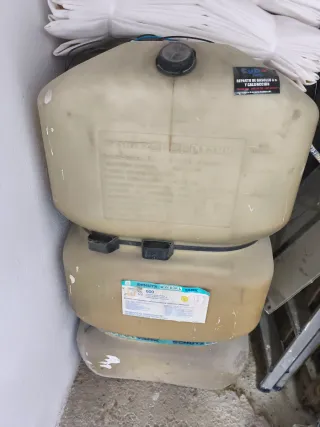 Caldera Roca NGO 50 y depósito gasoil