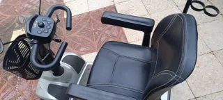 Scooter Invacare Leo para movilidad reducida