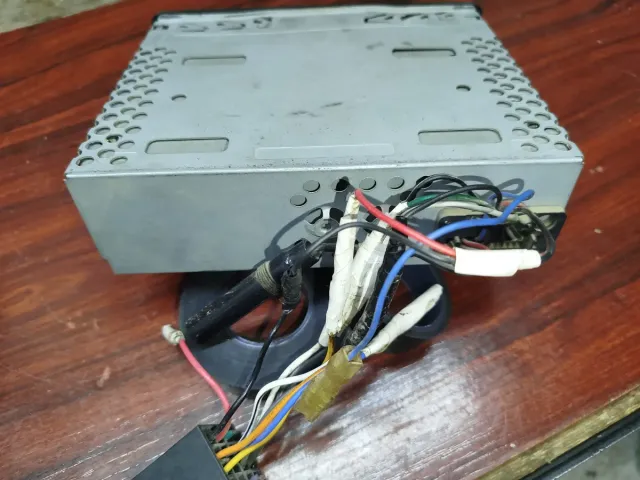 Radio cassette clásico Pioneer