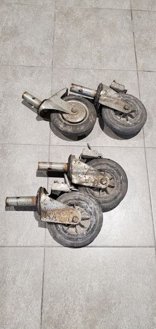 4 Ruedas Andamio (2 con freno)