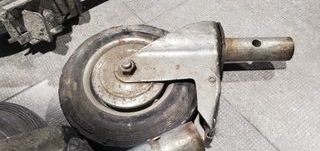 4 Ruedas Andamio (2 con freno)