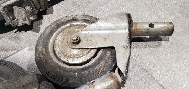 4 Ruedas Andamio (2 con freno)