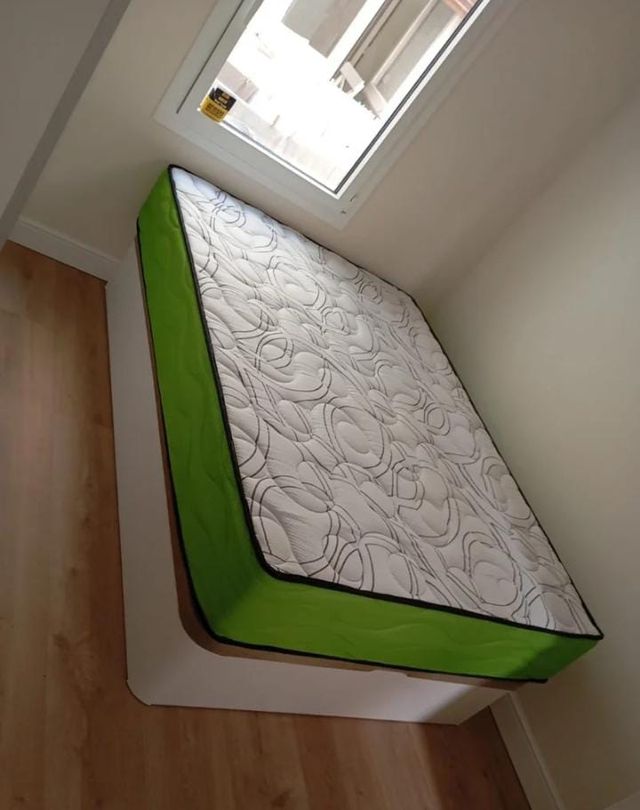 Materasso singolo verde