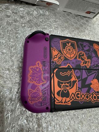 Nintendo Switch OLED Edizione Pokémon