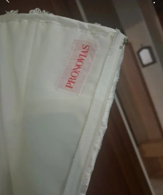 Abito da sposa corto con perline