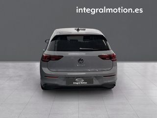 Volkswagen Golf "Más" 1.5 TSI 85kW (115CV)