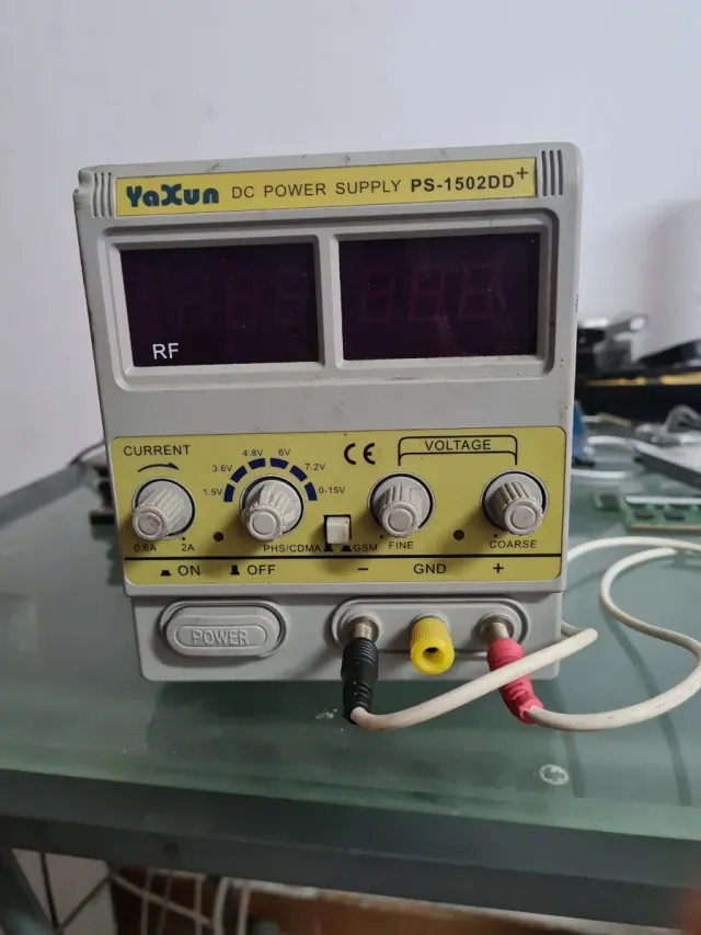 Fuente de Alimentación DC YaXun PS-1502DD+