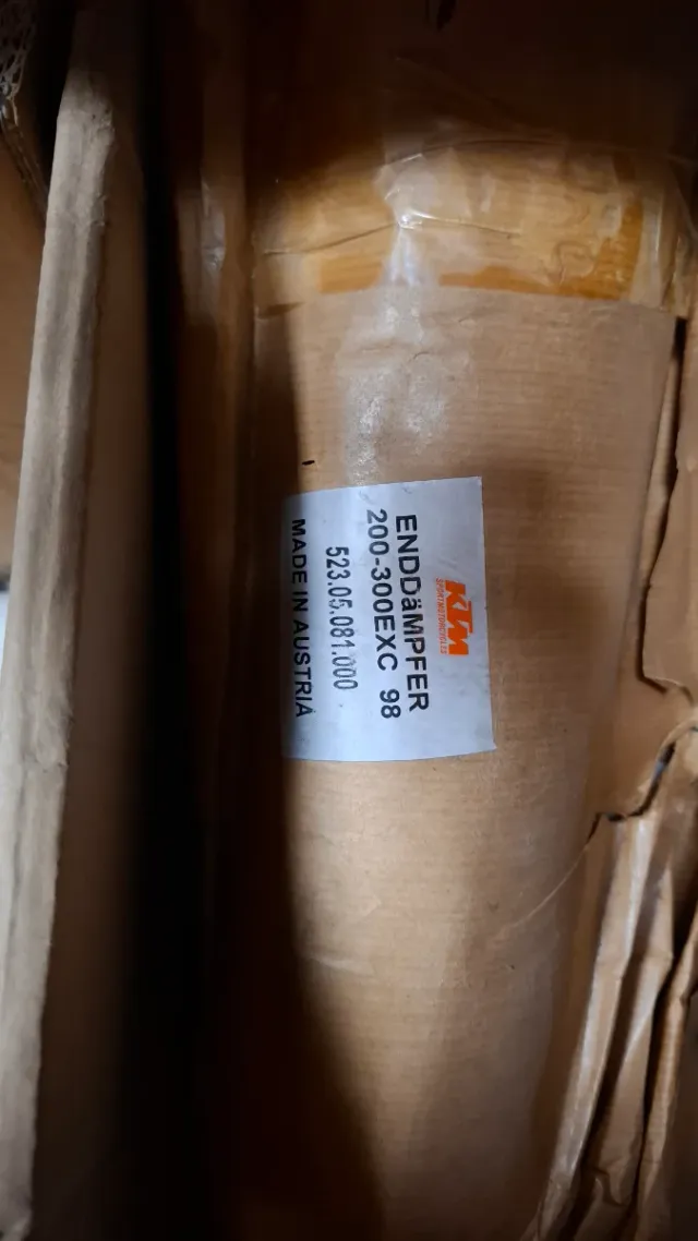 Silenciador KTM de 200,,250.,300 c.c nuevo