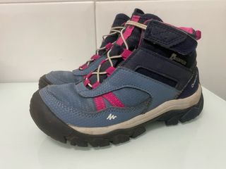 Botas montaña niñ@ Quechua impermeables 28