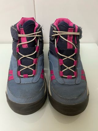 Botas montaña niñ@ Quechua impermeables 28