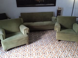 Sofá y 2 sillones verde