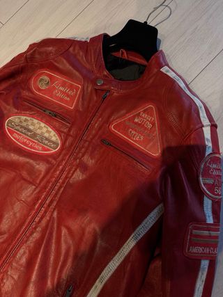 Giubbotto pelle rossa vintage cucito a mano