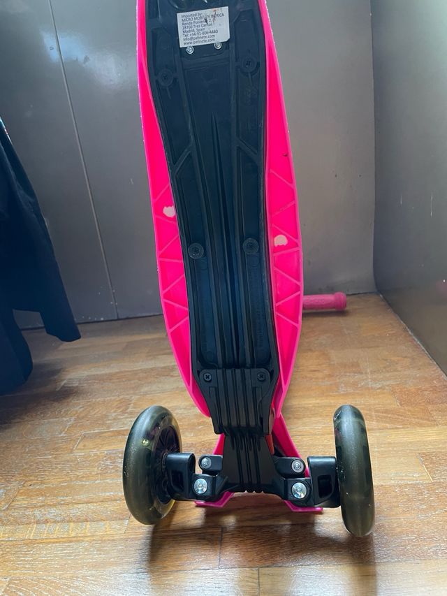 Patinete  3 ruedas rosa Micro Maxi deluxe