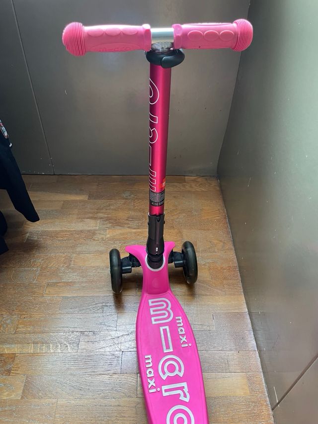 Patinete  3 ruedas rosa Micro Maxi deluxe