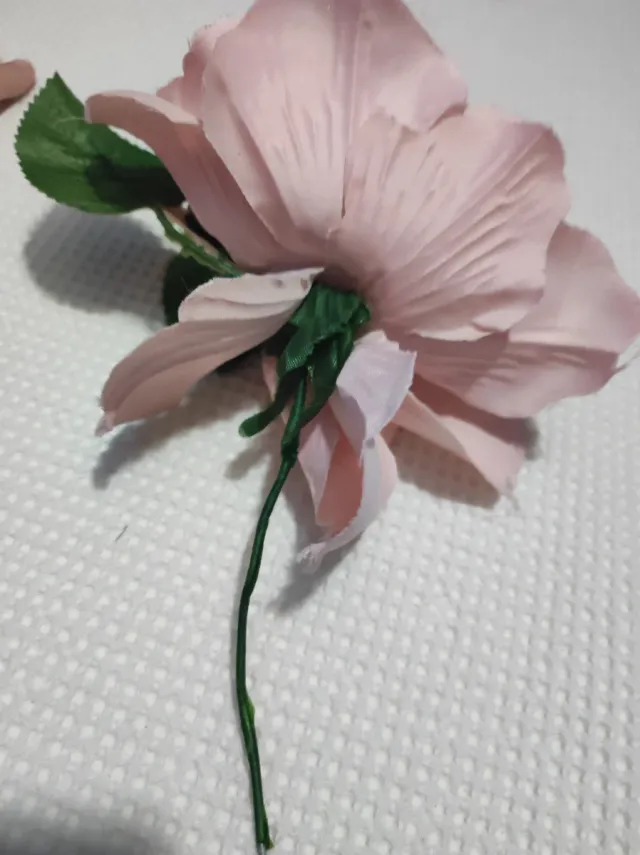 Ramillete flores rosa y pendientes flamenca