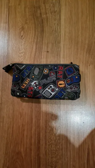 Mochila Totto con ruedas y estuche