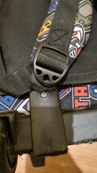 Mochila Totto con ruedas y estuche