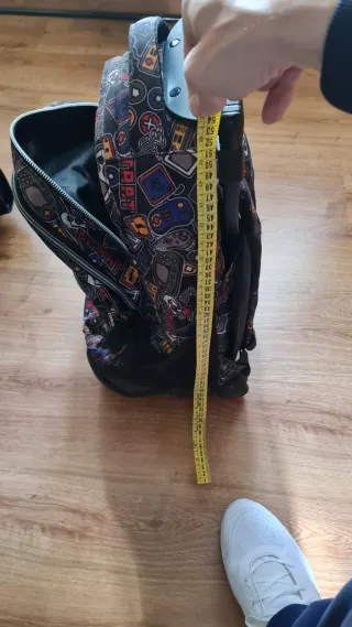 Mochila Totto con ruedas y estuche