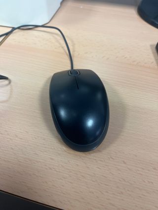 Ratón de ordenador negro
