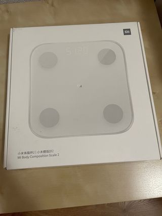 Báscula digital Xiaomi sin estrenar.