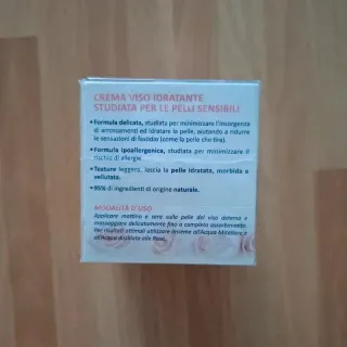 Crema Idratante Acqua alle Rose Sensitive