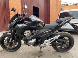 Kawasaki Z800 E Negra