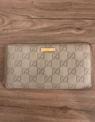 Cartera Gucci Beige GG Monogram