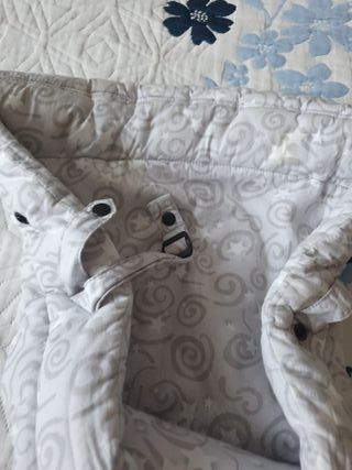 Cojín Bebé Ergobaby