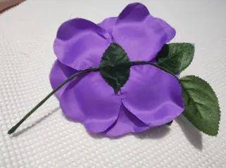 Conjunto flores flamenca morado