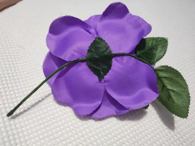 Conjunto flores flamenca morado