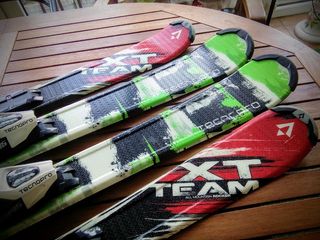 ESQUIS NIÑO 110cm. ESQUIS 120 cm. CARVING.